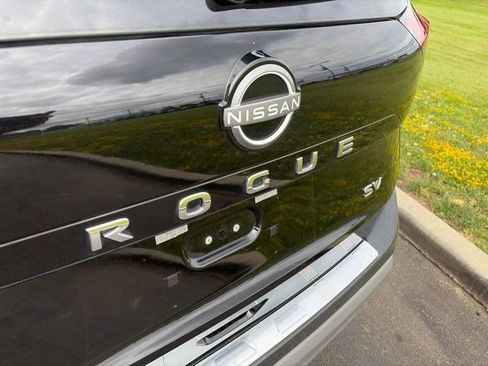 Used 2023 Nissan Rogue SV FWD image 43