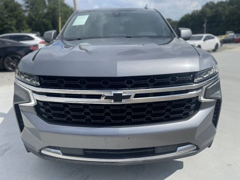 Used 2021 Chevrolet Suburban LS AWD/4WD image 2