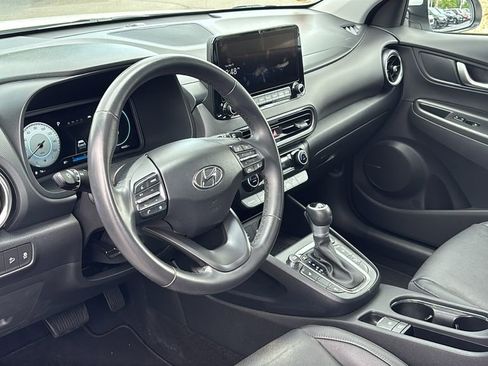 Used 2022 Hyundai Kona Limited AWD/4WD image 22