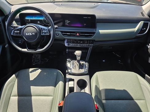 Used 2024 Kia Seltos SX w/ SX Sunroof Package AWD/4WD image 18