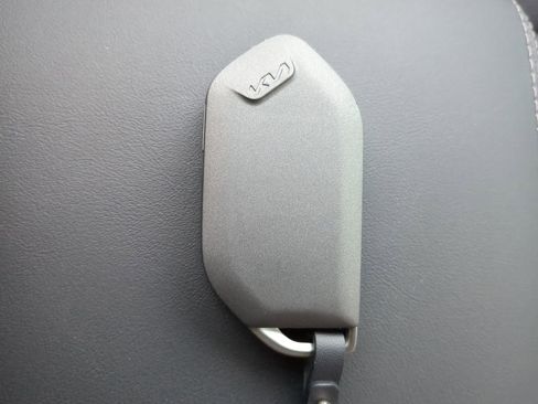 New 2026 Kia Sorento S image 25