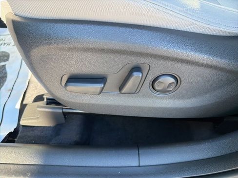 Used 2016 Hyundai Tucson Sport image 17