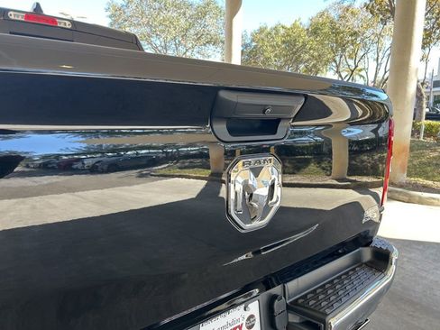 Used 2024 RAM 1500 Big Horn image 18