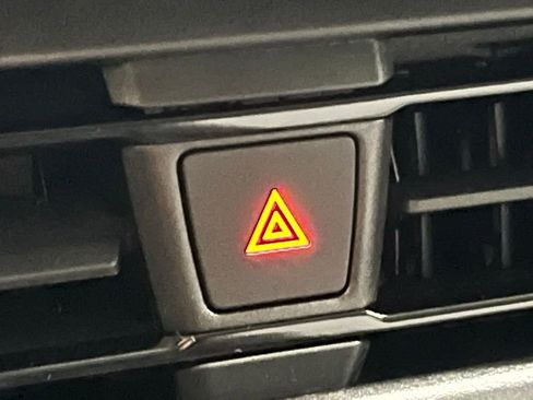 New 2026 Volkswagen Tiguan S image 10