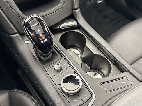 Used 2025 Cadillac XT5 Premium Luxury image 28