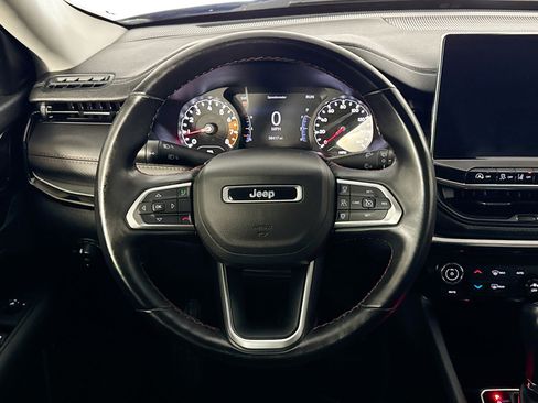 Used 2022 Jeep Compass Trailhawk w/ Trailhawk Convenience Group AWD/4WD image 26