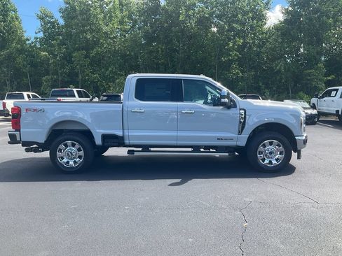 New 2026 Ford F250 Lariat AWD/4WD image 4