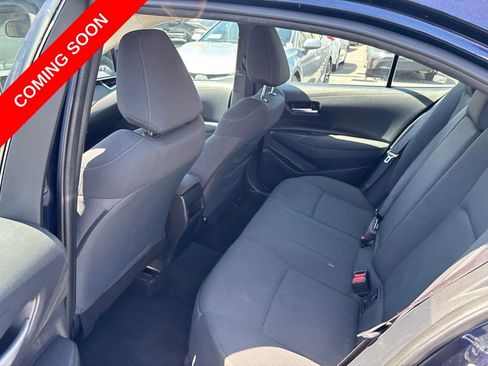 Used 2021 Toyota Corolla LE FWD image 11