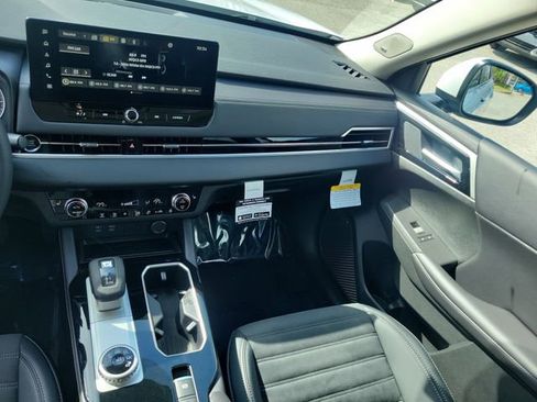 New 2026 Mitsubishi Outlander SE FWD image 18