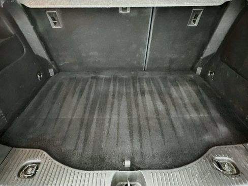 Used 2019 Chevrolet Trax LT FWD image 25