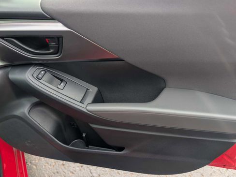 Used 2025 Subaru Impreza 2.0i image 25