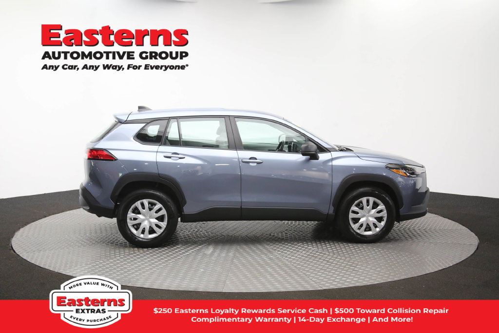 Used 2025 Toyota Corolla Cross L FWD image 44