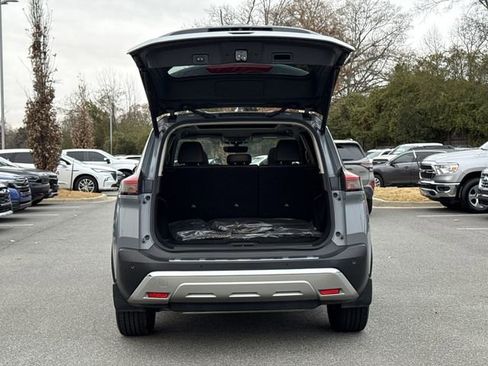 Used 2023 Nissan Rogue Platinum w/ Platinum Premium Package image 15