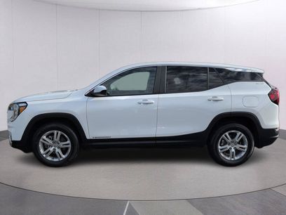 Used 2024 GMC Terrain SLE