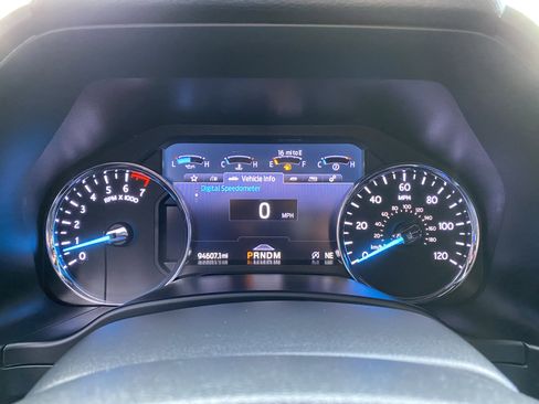 Used 2021 Ford Expedition Limited image 21