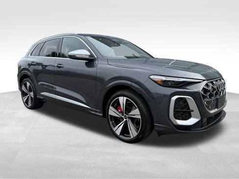 New 2025 Audi SQ5 Premium Plus image 2