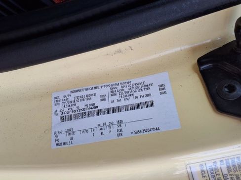 Used 2019 Ford F550 2WD Regular Cab Super Duty image 14