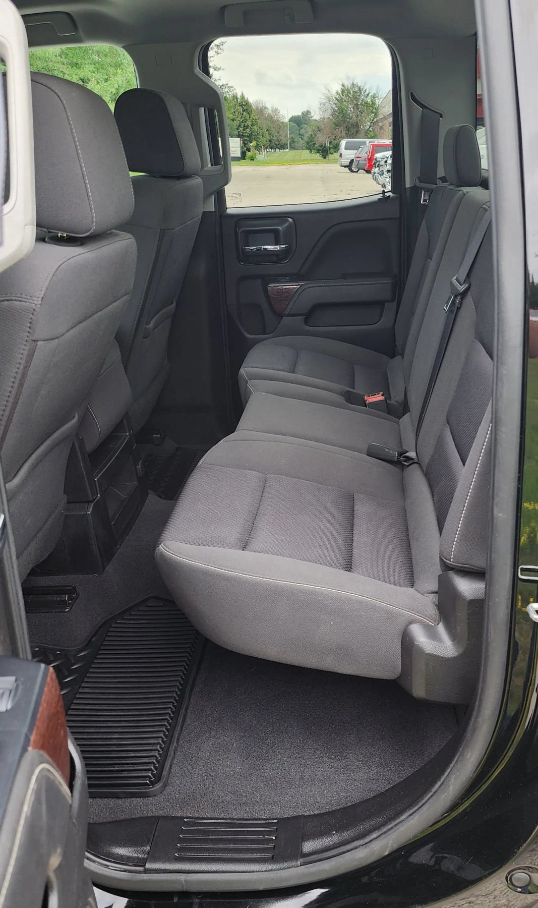 Used 2019 GMC Sierra 2500 SLE w/ Suspension Package, Off-Road AWD/4WD image 18