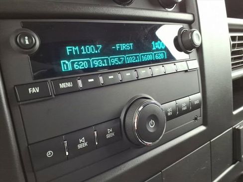 Used 2022 Chevrolet Express 2500 w/ Driver Convenience Package image 27