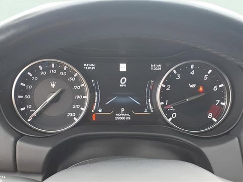 Used 2021 Maserati Ghibli Trofeo image 8