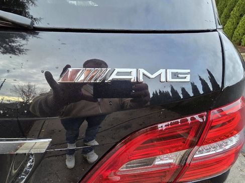 Used 2012 Mercedes-Benz ML 63 AMG 4MATIC image 14