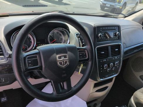 Used 2014 Dodge Grand Caravan SE w/ Quick Order Package 29E SE FWD image 12