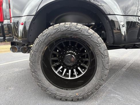 Used 2025 Ford F450 Platinum w/ Platinum Plus Package image 34