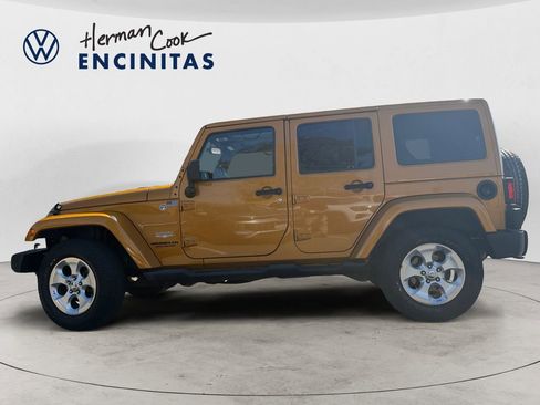 Used 2014 Jeep Wrangler Unlimited Sahara w/ Max Tow Package AWD/4WD image 2
