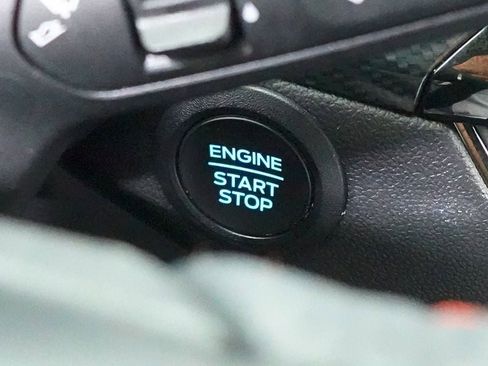 Certified 2025 Ford Escape ST-Line image 21