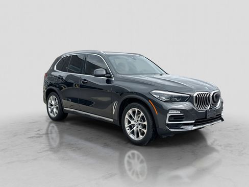 Used 2021 BMW X5 xDrive40i AWD/4WD image 10