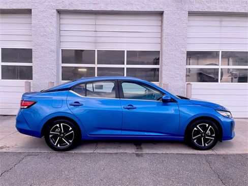 Used 2024 Nissan Sentra SV image 1
