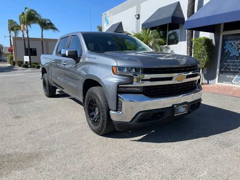 Used 2020 Chevrolet Silverado 1500 LT w/ All-Star Edition RWD image 3