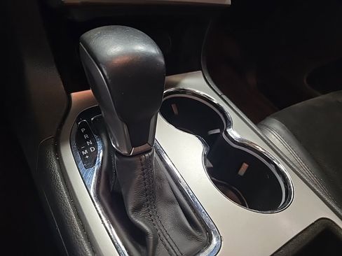 Used 2018 Jeep Grand Cherokee Altitude image 20