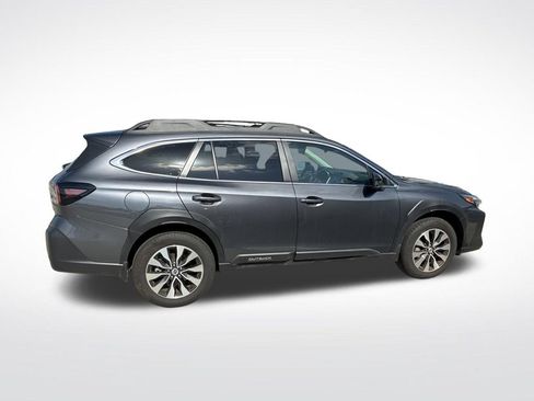 Used 2025 Subaru Outback Limited w/ Popular Package #2 AWD/4WD image 6
