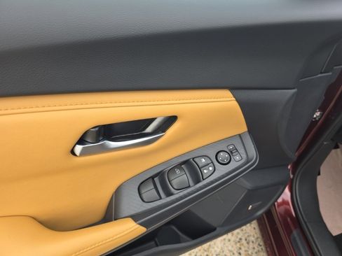 New 2025 Nissan Sentra SV w/ SV Premium Package image 15