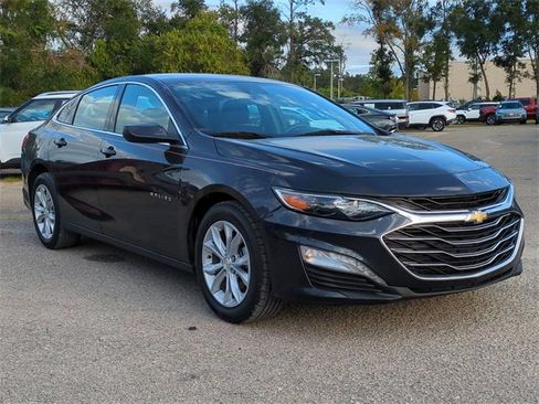 Used 2023 Chevrolet Malibu LT w/ Driver Confidence Package image 3