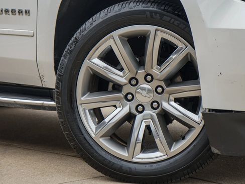 Used 2018 Chevrolet Suburban Premier w/ Max Trailering Package image 2