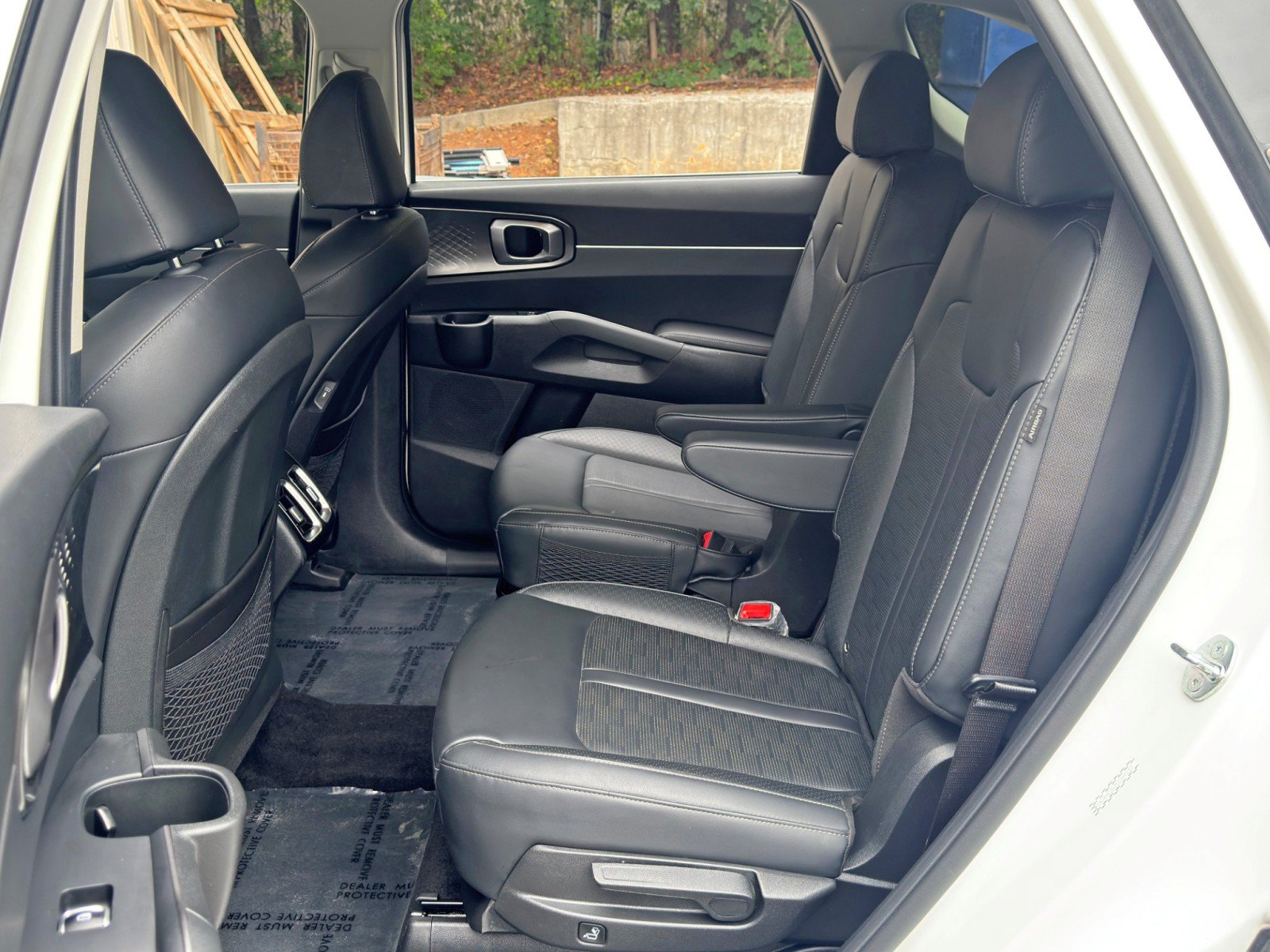 Used 2025 Kia Sorento EX AWD/4WD image 41