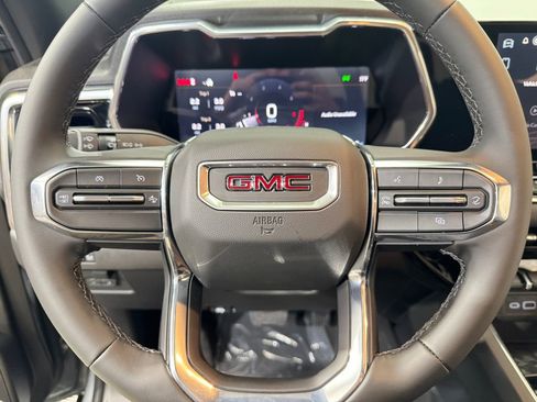 New 2026 GMC Canyon Elevation w/ Convenience Package image 15