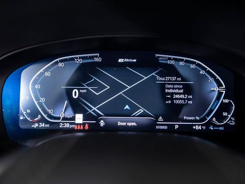 Used 2023 BMW 530e w/ Convenience Package RWD image 25