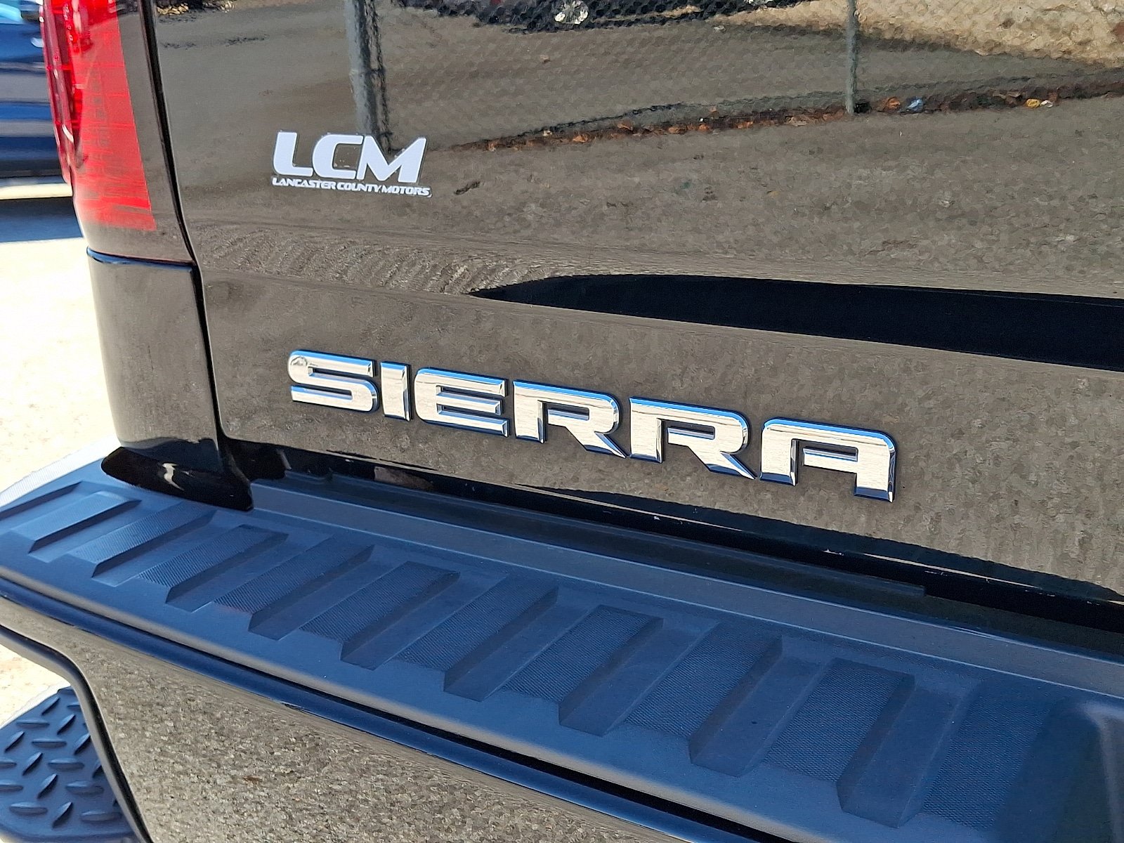 Used 2018 GMC Sierra 1500 4x4 Double Cab w/ Elevation Edition image 29