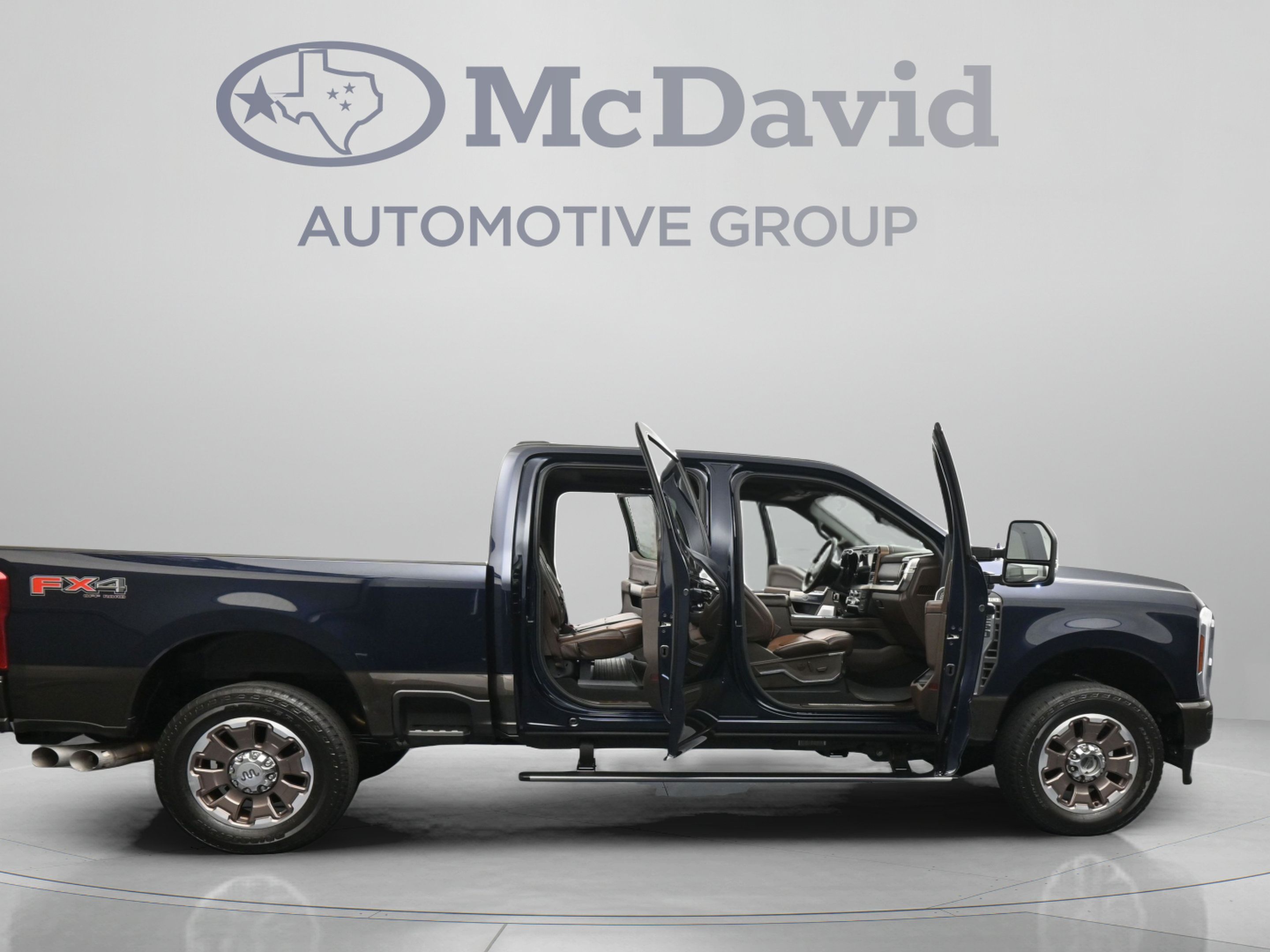 Used 2025 Ford F250 King Ranch w/ FX4 Off-Road Package AWD/4WD image 41