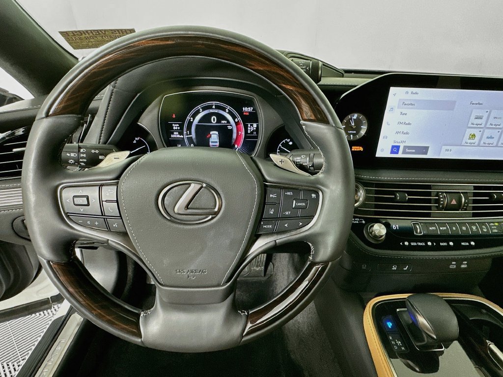 Used 2023 Lexus LS 500 w/ Luxury Package RWD image 11