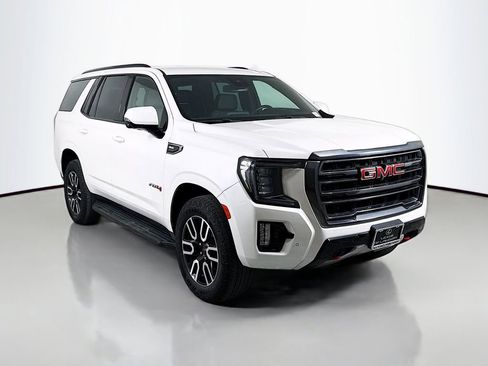 Used 2023 GMC Yukon AT4 w/ Technology Package image 3