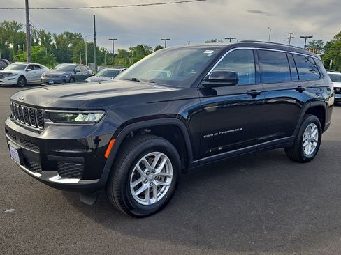 Used 2022 Jeep Grand Cherokee L Laredo w/ Luxury Tech Group I AWD/4WD image 3
