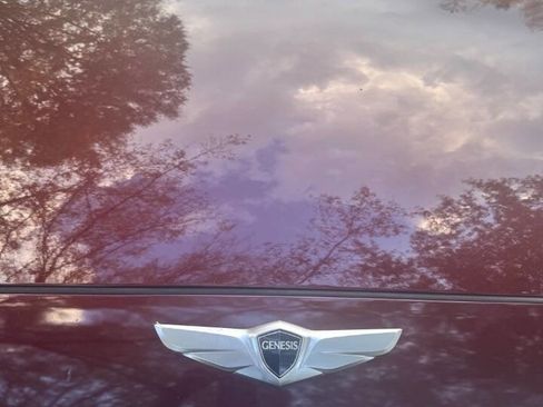 Used 2015 Hyundai Genesis 5.0 image 8