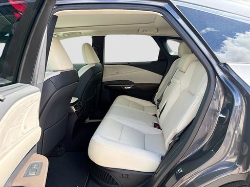 New 2026 Lexus RX 350 image 22