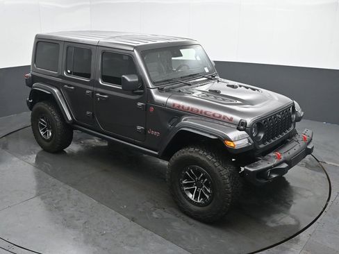 Used 2025 Jeep Wrangler Unlimited Rubicon image 41