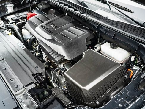 Used 2024 Nissan Titan SV w/ SV Bronze Edition Package image 36