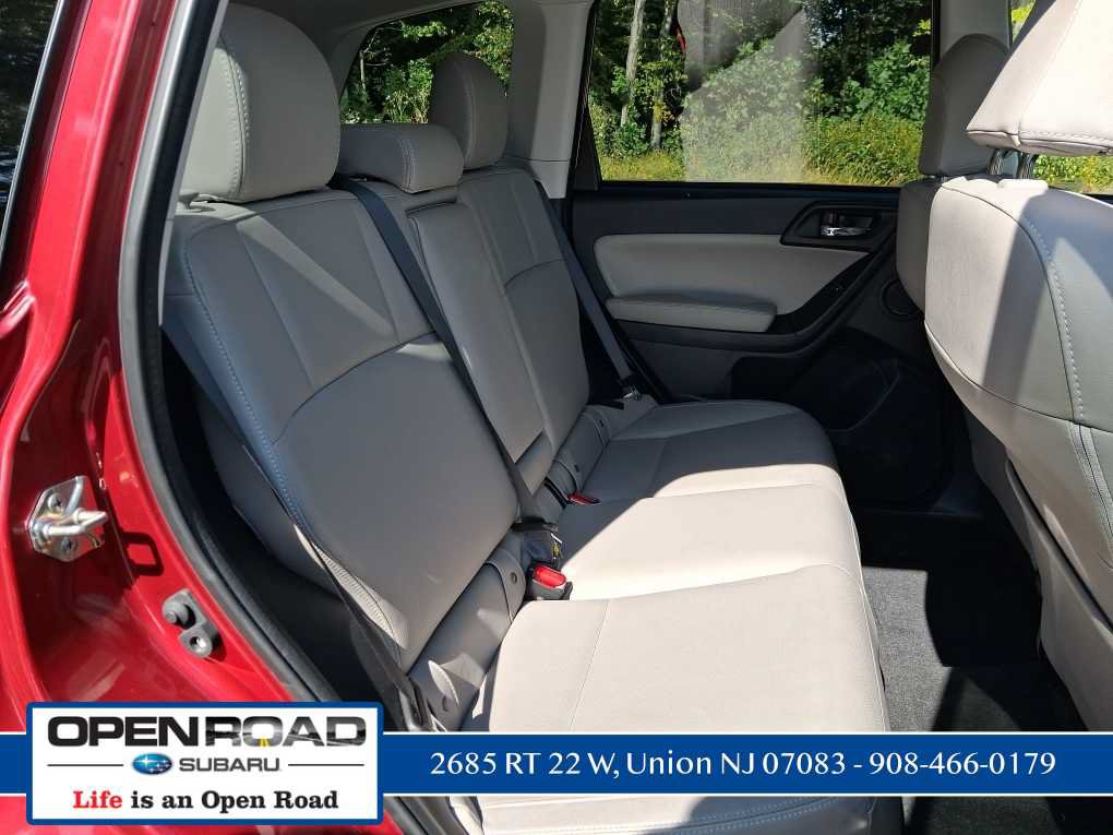 Used 2017 Subaru Forester 2.5i Limited AWD/4WD image 18